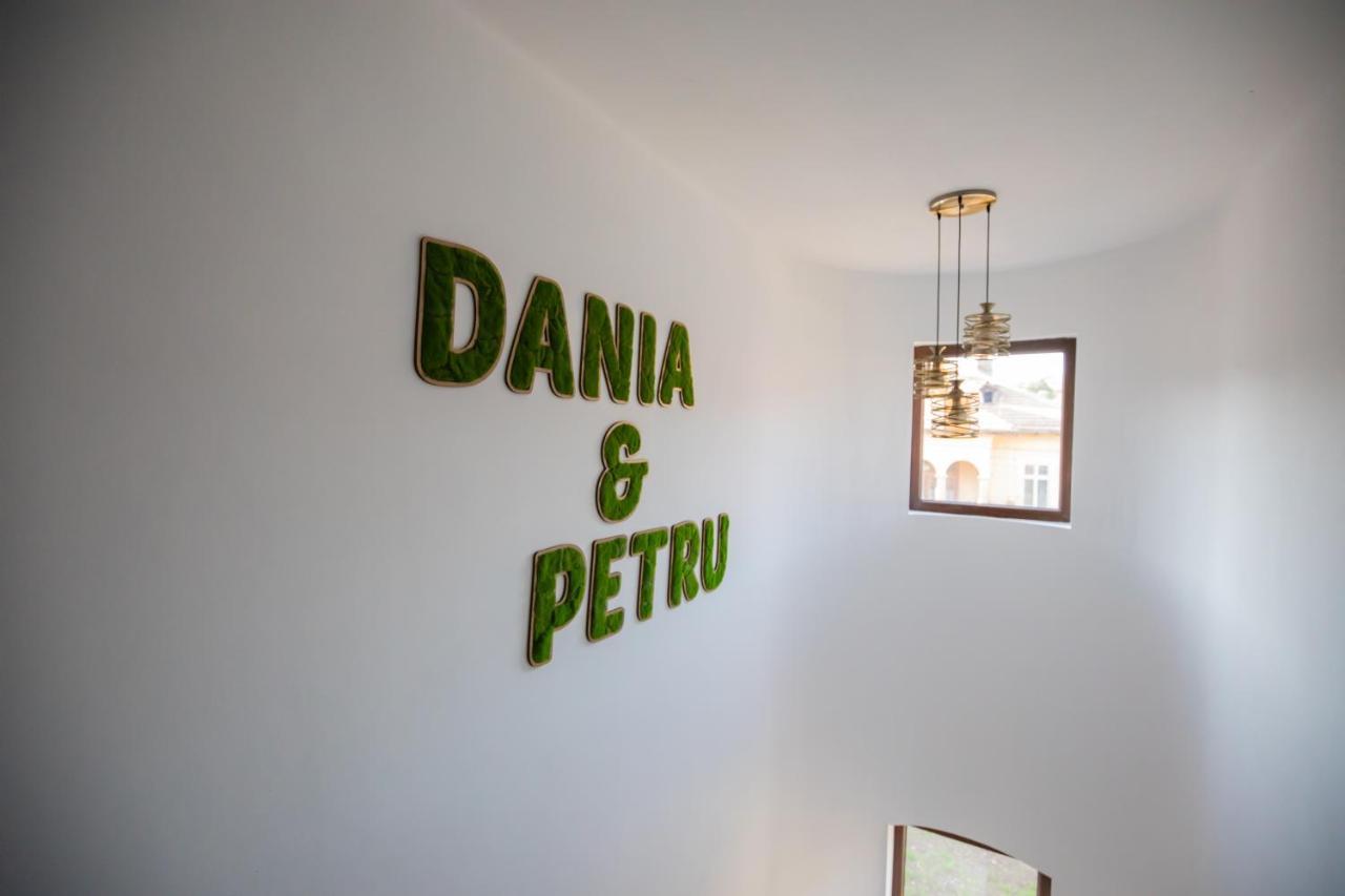 Dania&Petru Residence Tirgu Ocna Exterior photo